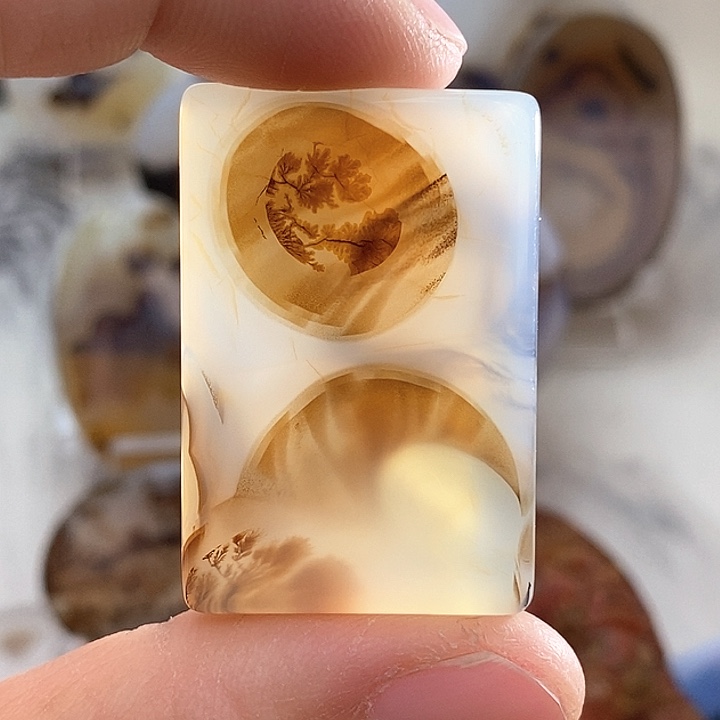 玛瑙/玉髓颈饰未镶嵌