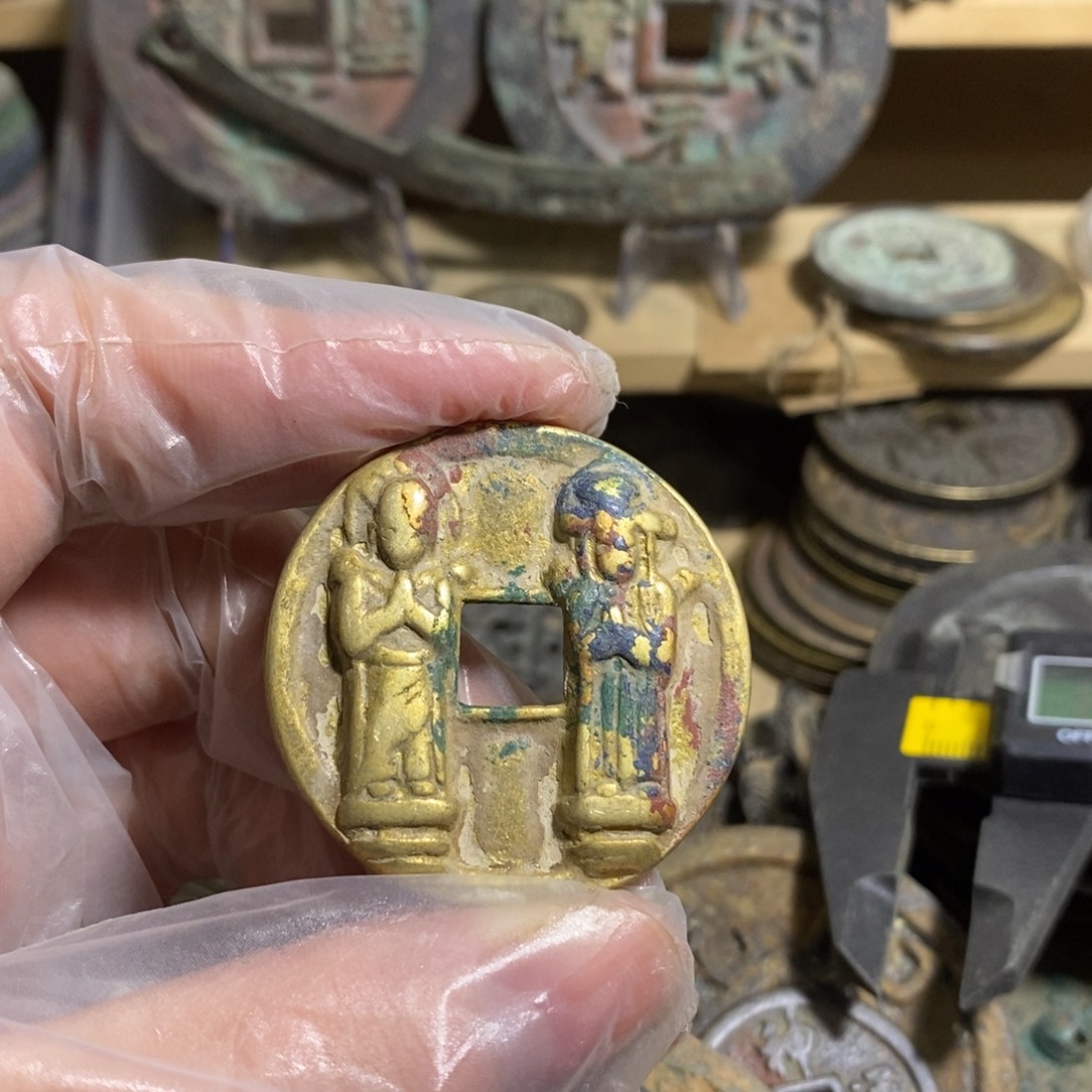 铜现代工艺品学习币