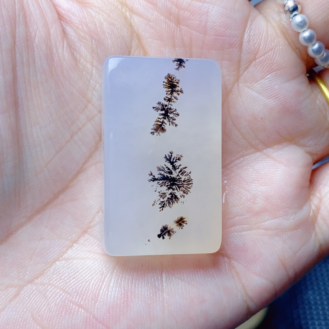 玛瑙/玉髓未镶嵌珠宝奇石