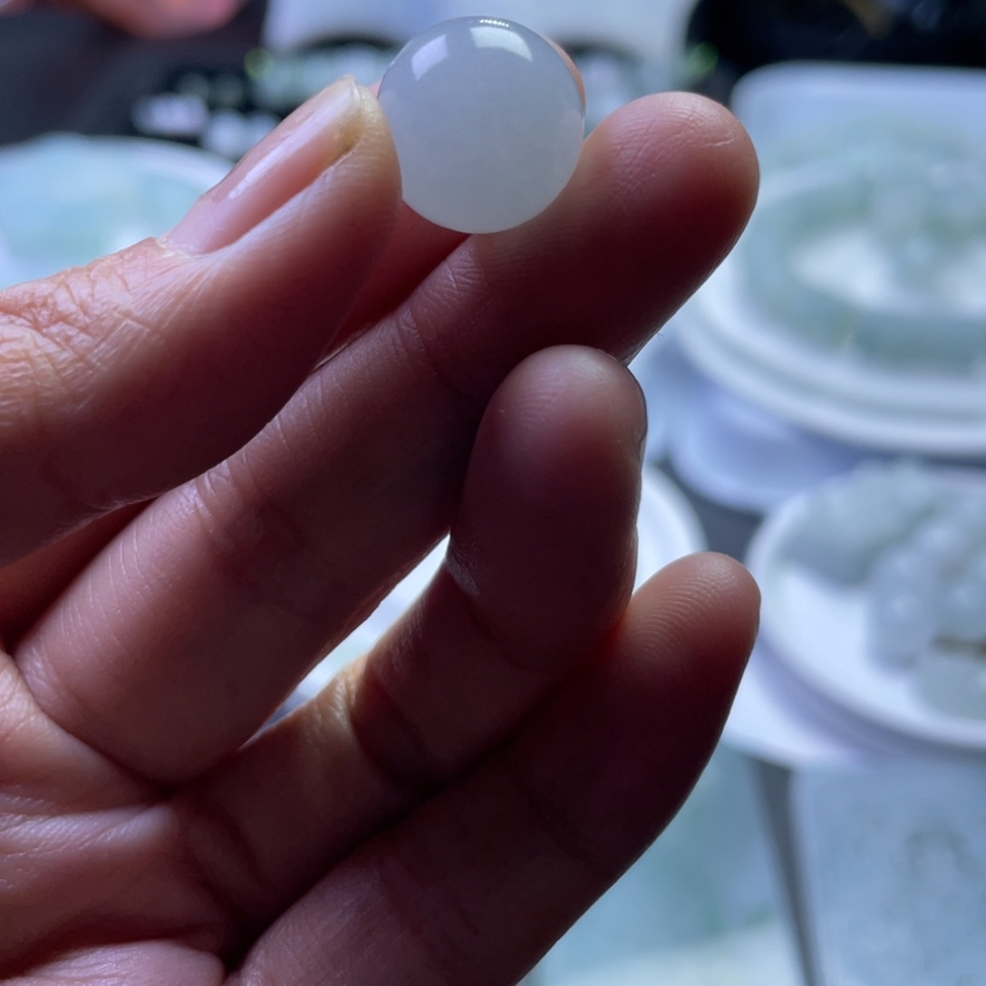 定制翡翠未镶嵌裸石定制卡13圆珠16颗