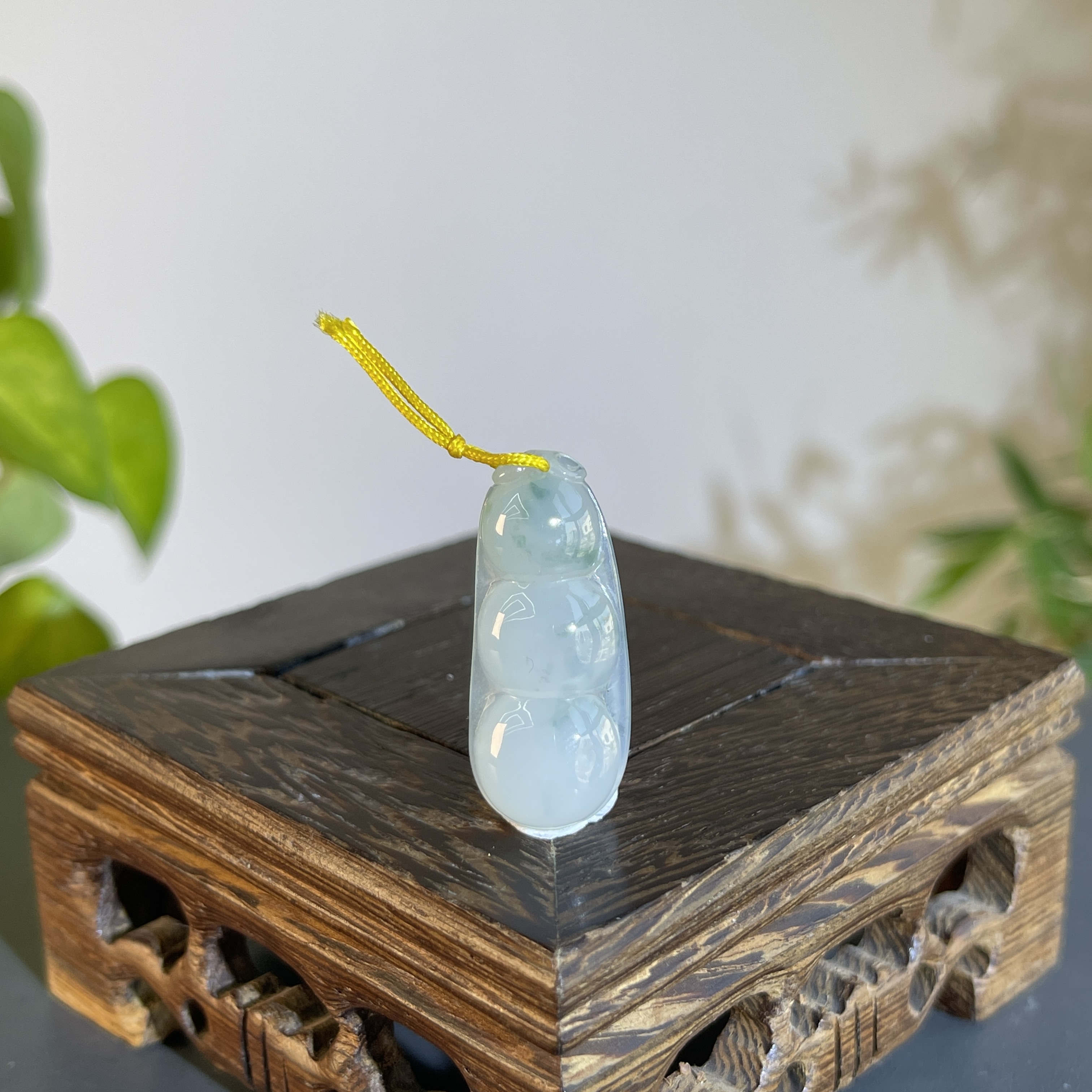 JTW04-30 天然缅甸A货翡翠 福豆