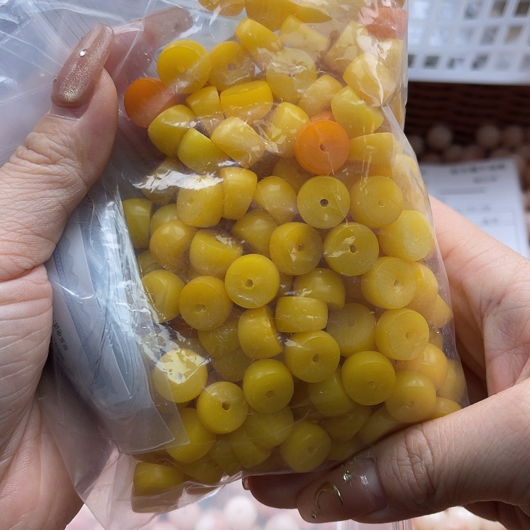 白玉菩提吊坠z微瑕12mm/200颗