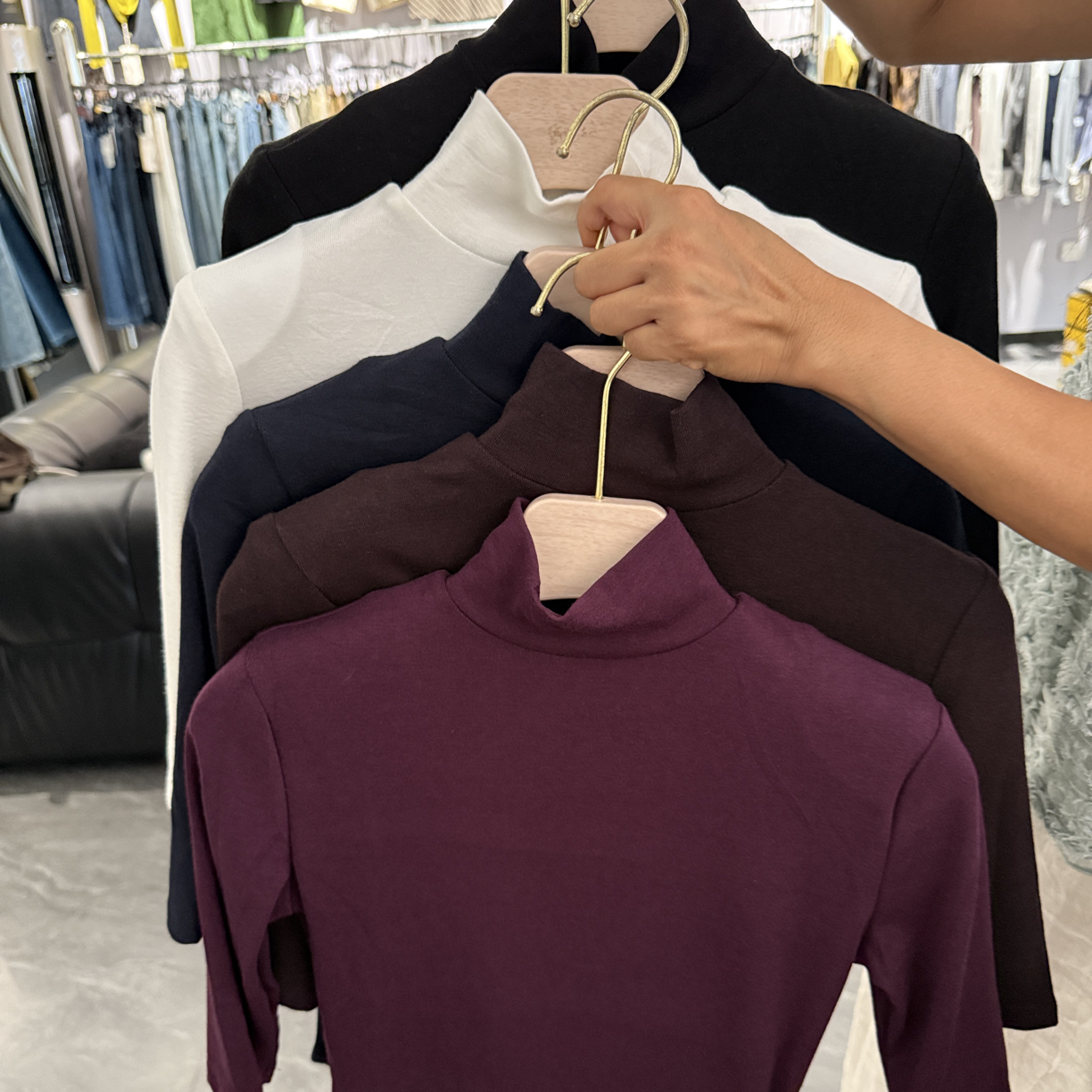 01早秋气质小立领中袖百搭打底