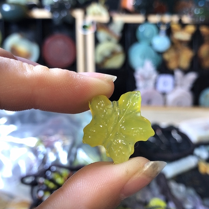 岫玉未镶嵌岫玉挂件