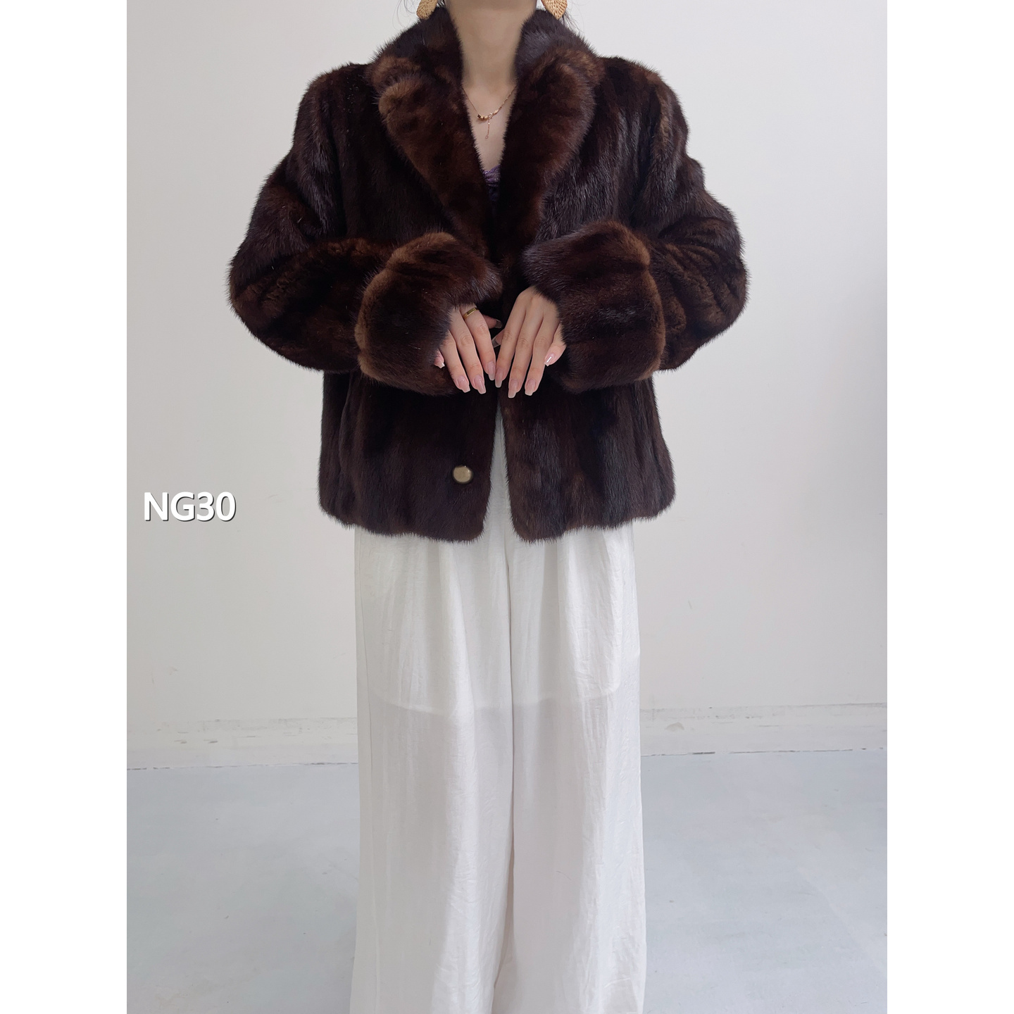 【NG30】S 焦糖棕超短款全抽貂皮外套（肩40胸100衣57袖60）07030
