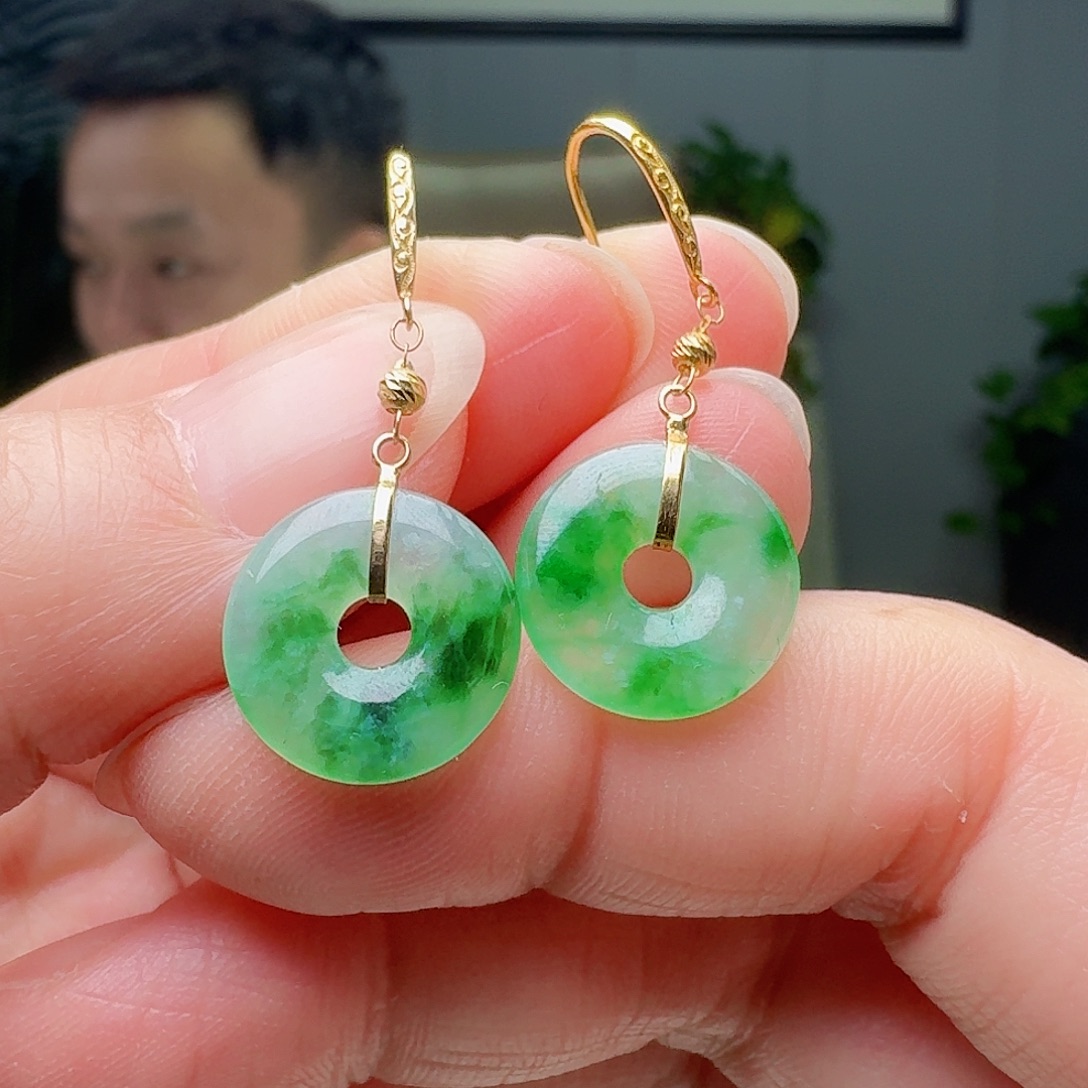 翡翠18K金镶嵌耳饰天然