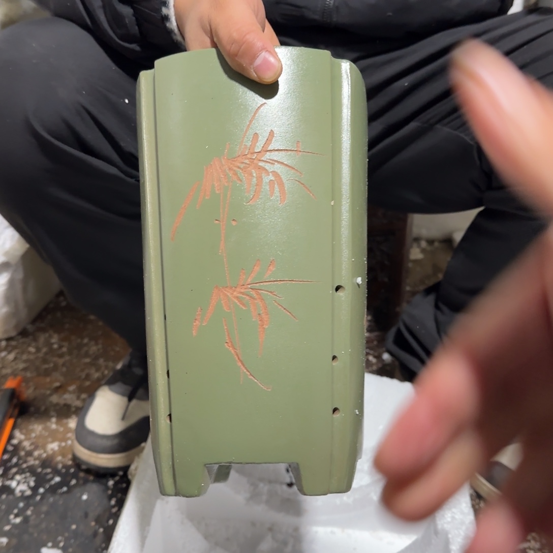 花盆紫砂瑕疵是我自己