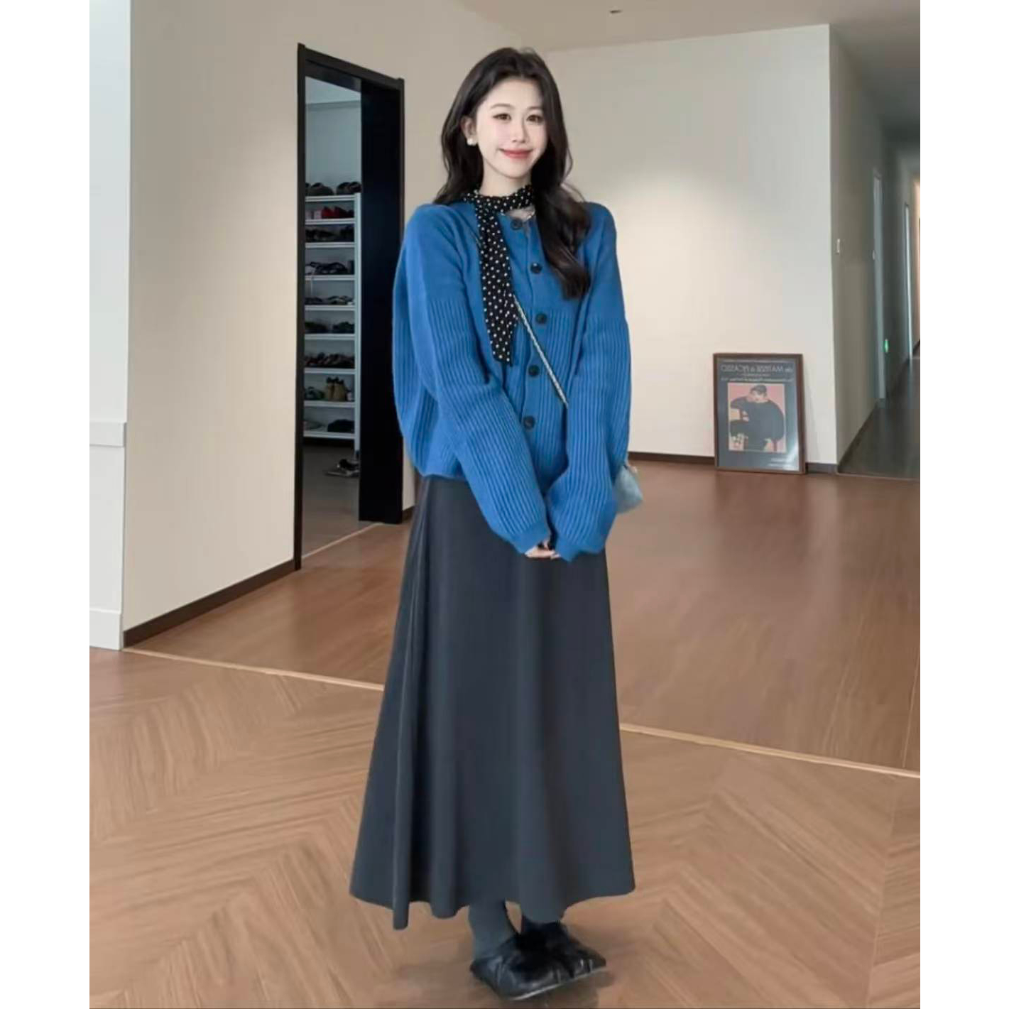 早秋韩系显白软糯蓝色针织开衫毛衣＋高腰显瘦A字型半身裙套装