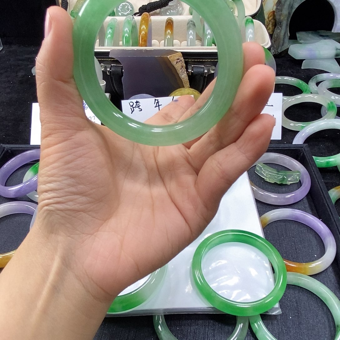 柔***儿珐琅非金属M一物一拍