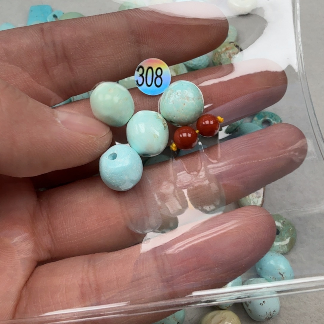 南红玛瑙未镶嵌珠宝奇石