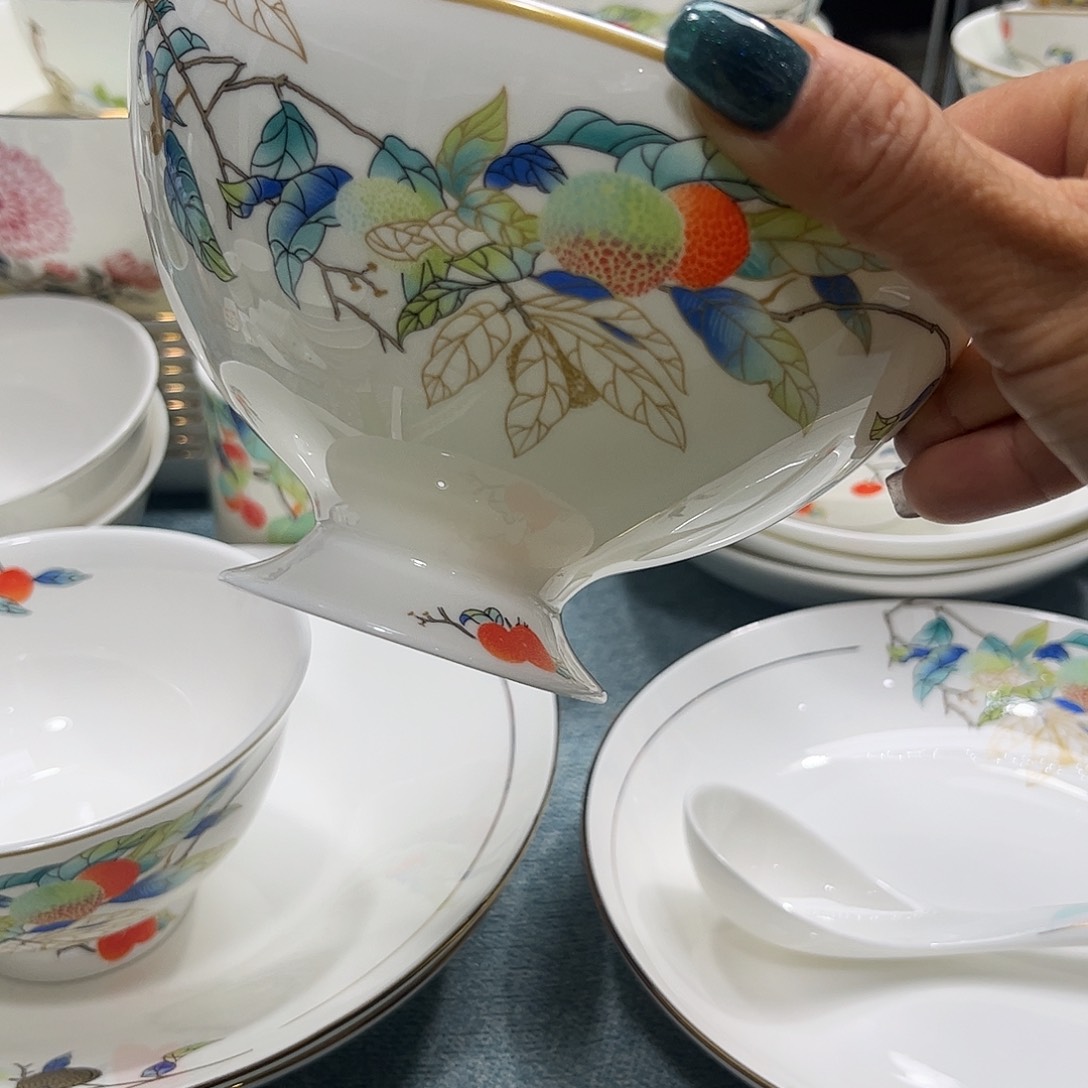 瓷片荔枝六寸面碗两个