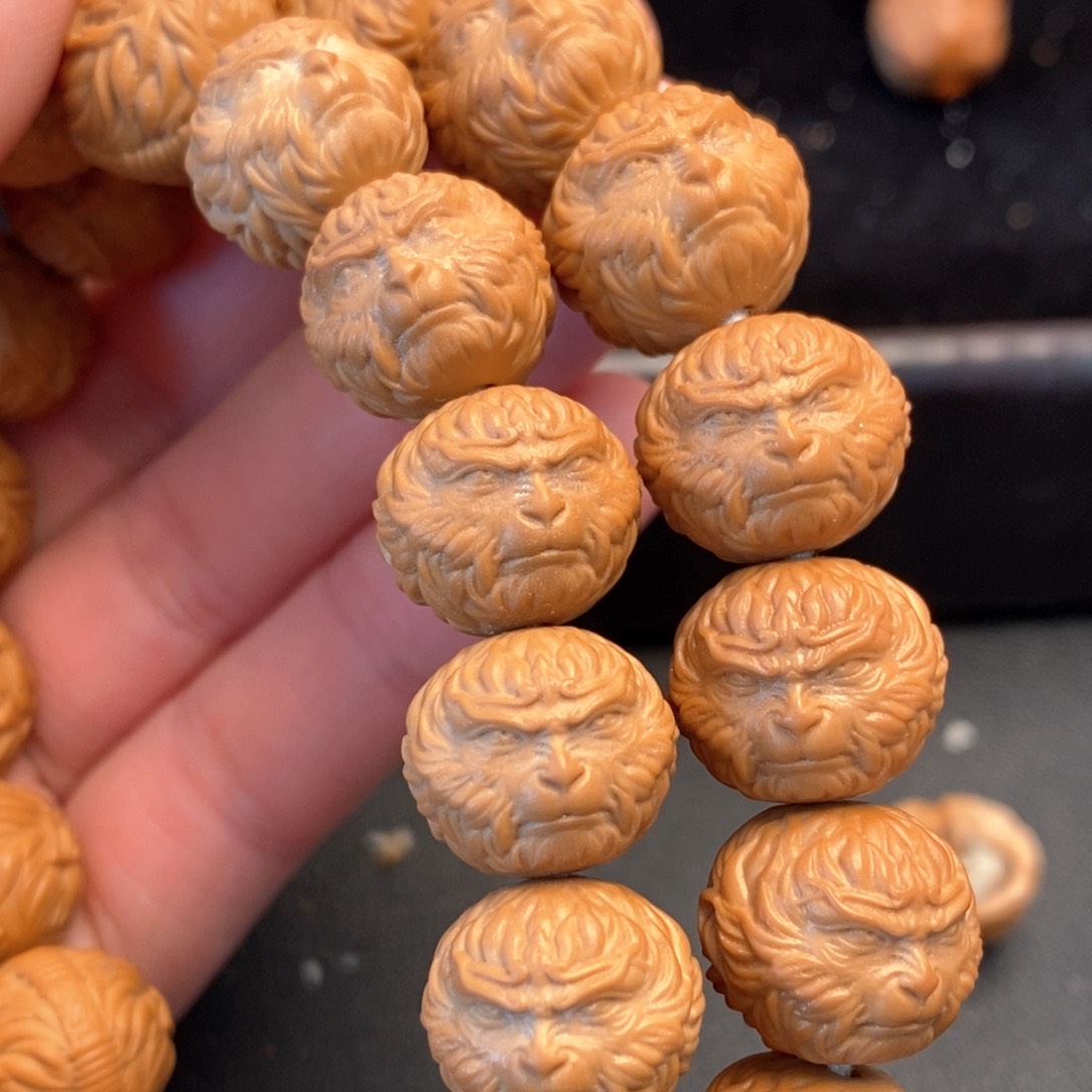 猴头核桃手串夜**风大胜