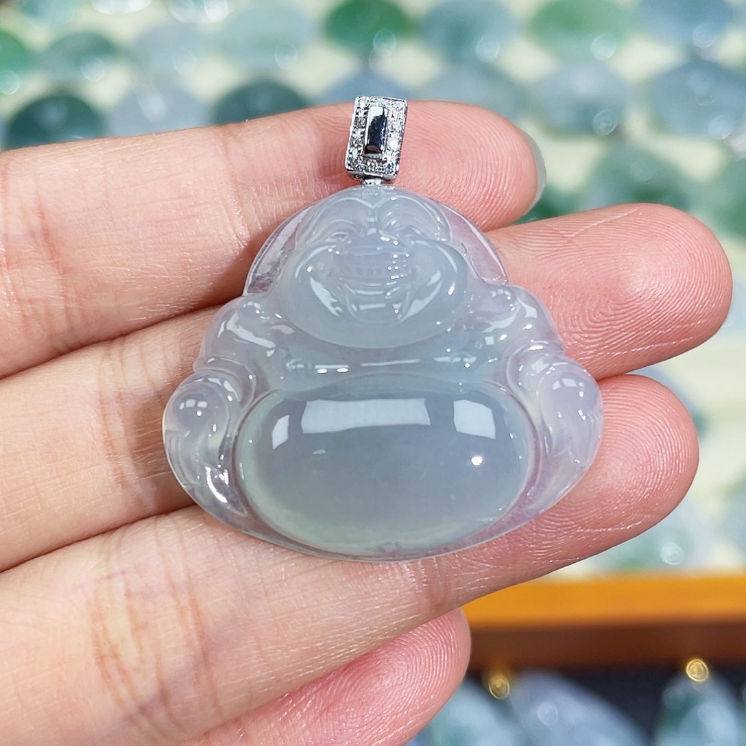 翡翠颈饰18K金镶嵌吊坠