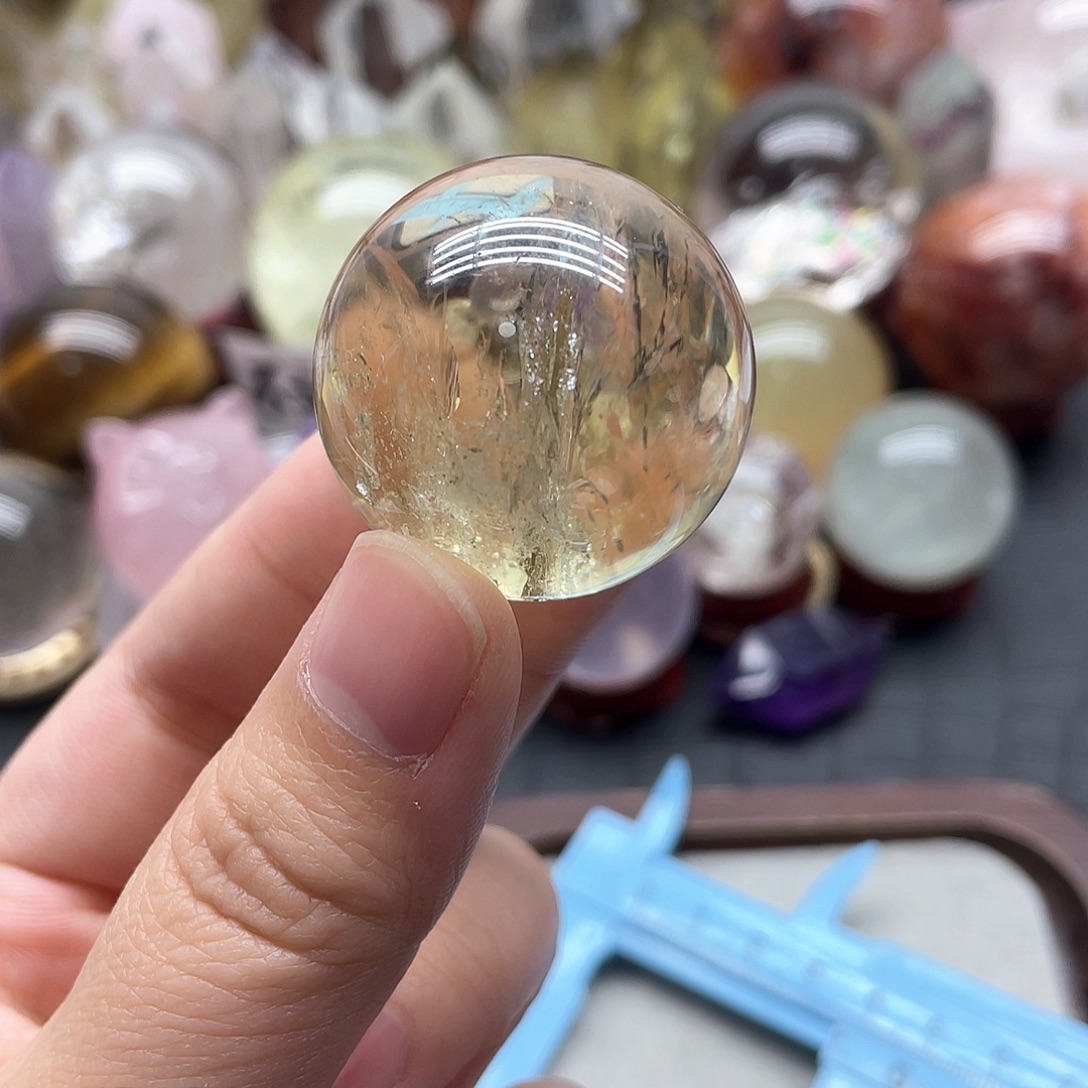 未镶嵌水晶珠宝半成品14黄水球3.3cm有瑕漏