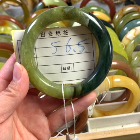 岫玉手镯未镶嵌15号