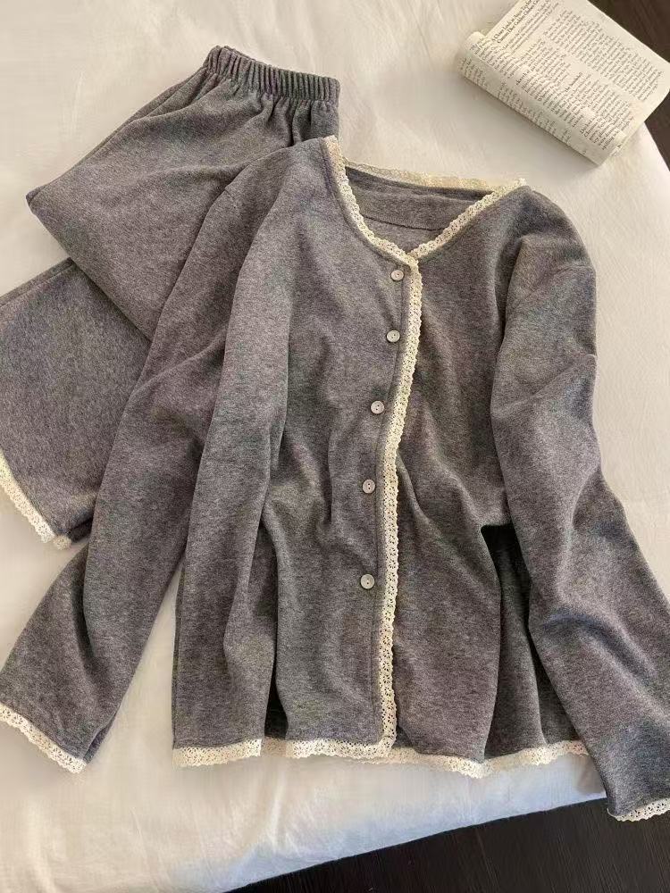 睡衣女款韩系德绒保暖灰色蕾丝边长袖长裤秋冬季居家服可外穿套装