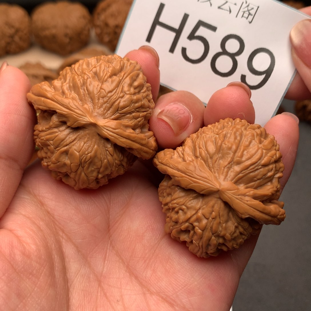 文玩核桃把件42球白