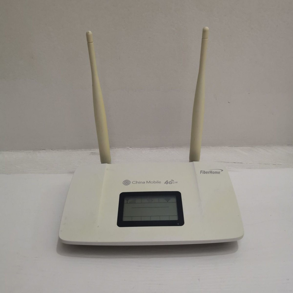 8新  烽火LC531移动4G上网路由器4G无线转有线带网口 带天线