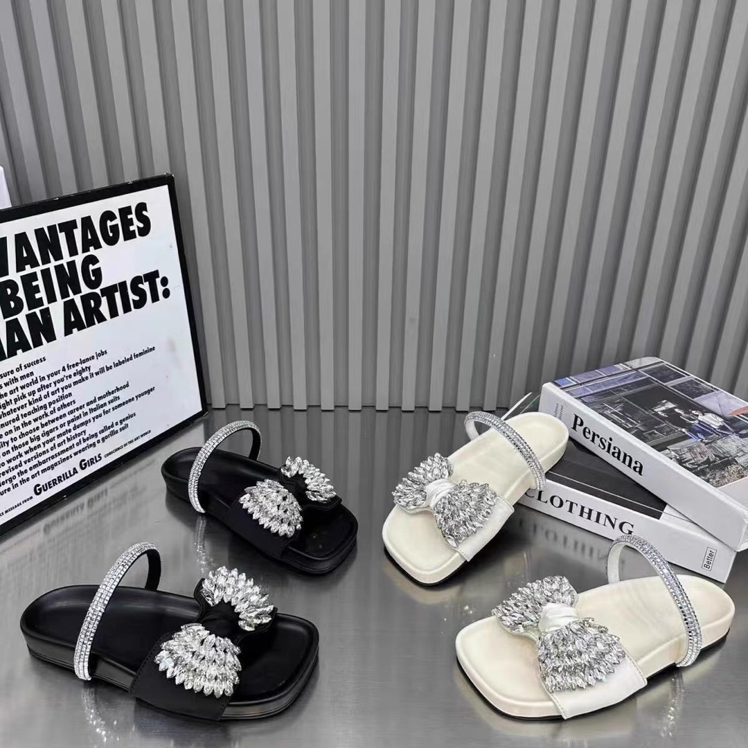 【唯品专属】4697-01新款百搭平底水钻凉鞋舒适休闲外穿女鞋