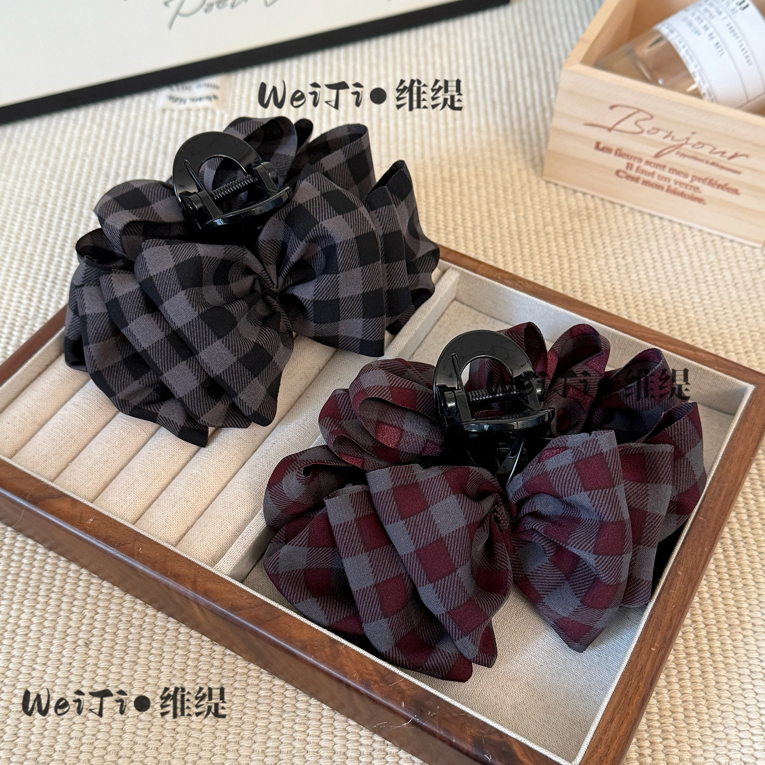 韩系格子云朵泡泡抓夹气质百搭韩系鲨鱼抓夹商品图