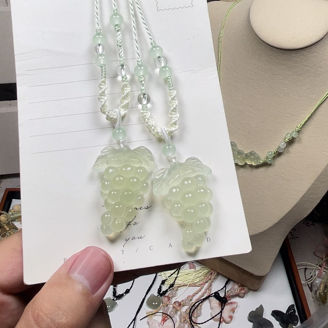 蛇纹石玉合金颈饰