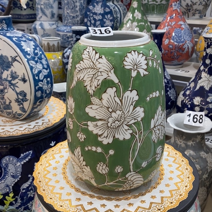 【闪购商品】摆件陶瓷花瓶摆件。。。