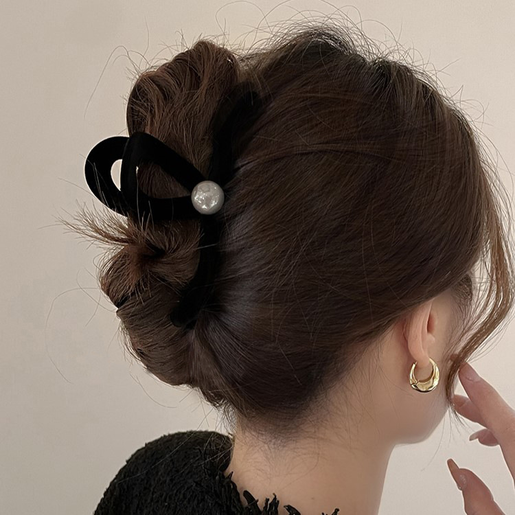 黑色珍珠植绒鲨鱼夹女款大号后脑勺发量多盘发发夹轻奢高级感抓夹