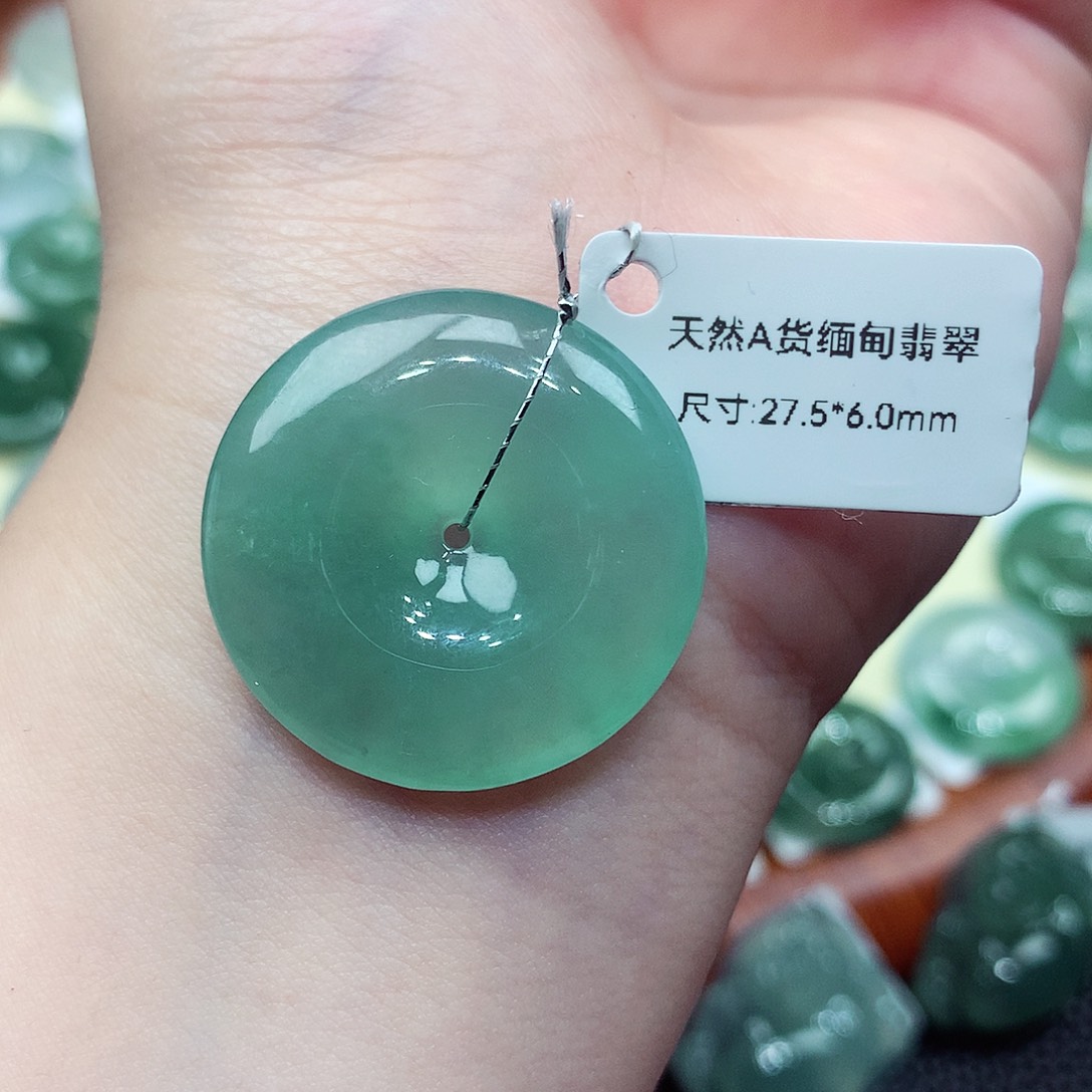 翡翠未镶嵌颈饰平安扣16