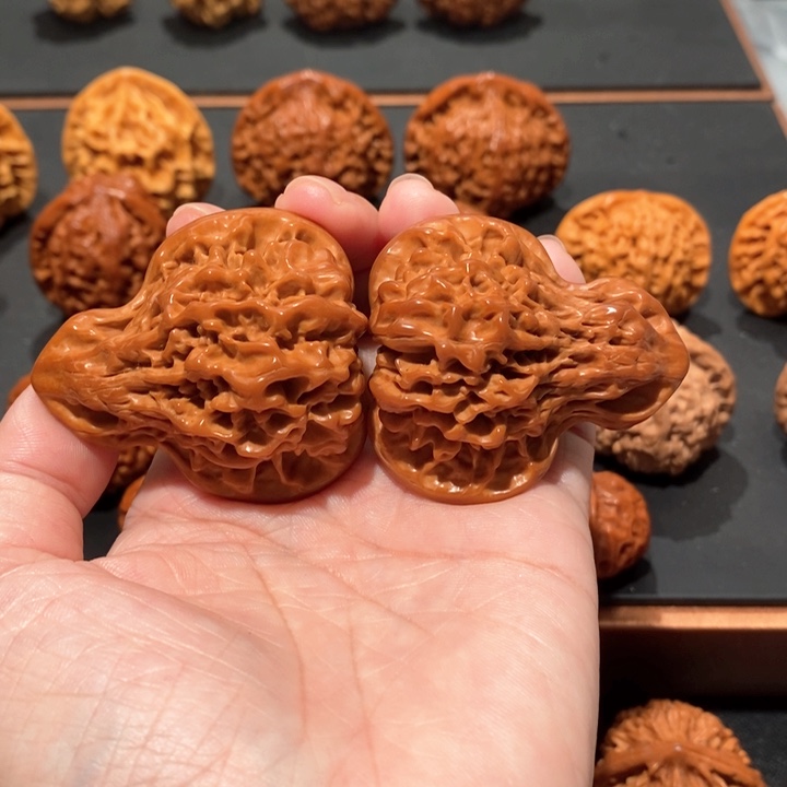 文玩核桃吊坠啦****体葫芦311