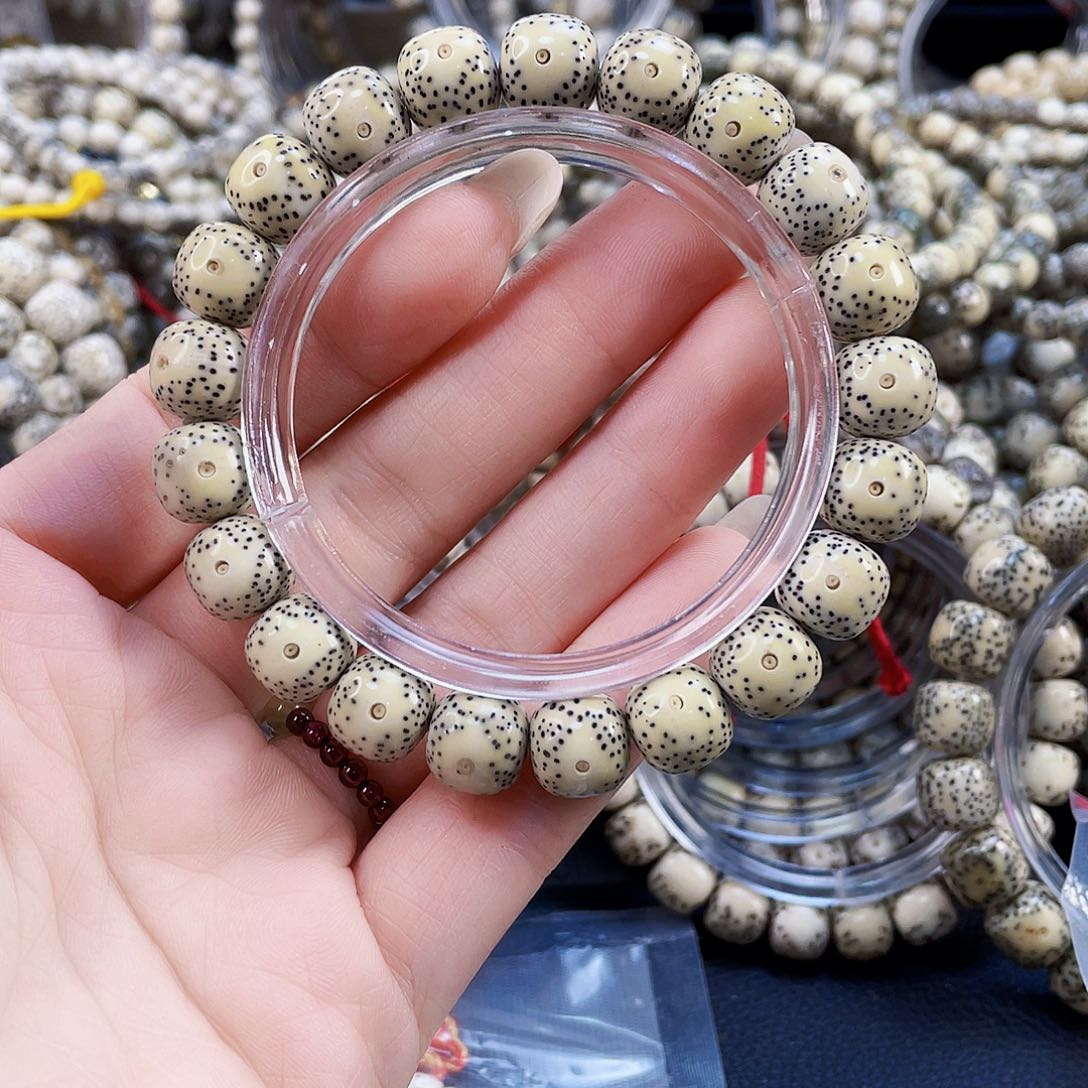 星月菩提手串石玉料氧化特价10.8