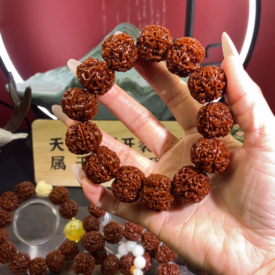 金刚菩提吊坠523素。                