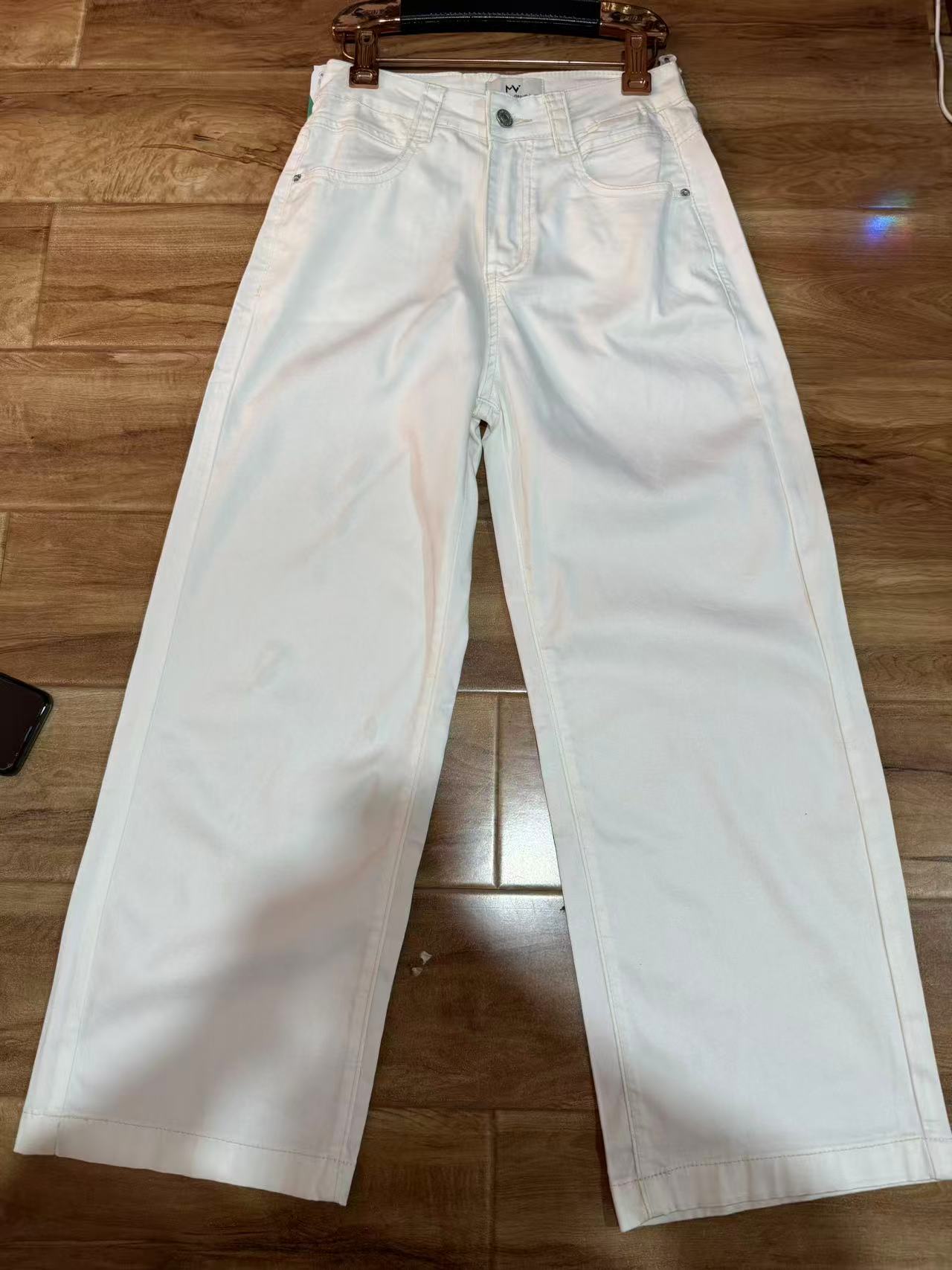 【年中清仓】白色牛仔裤女2025夏季新款高腰宽松直筒牛仔裤818-7