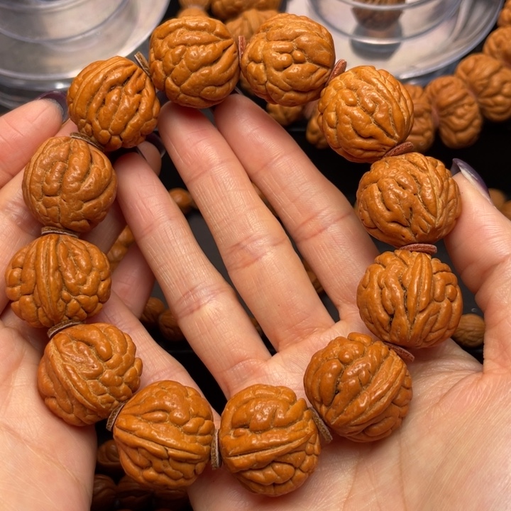 桃核手串龙纹桃核