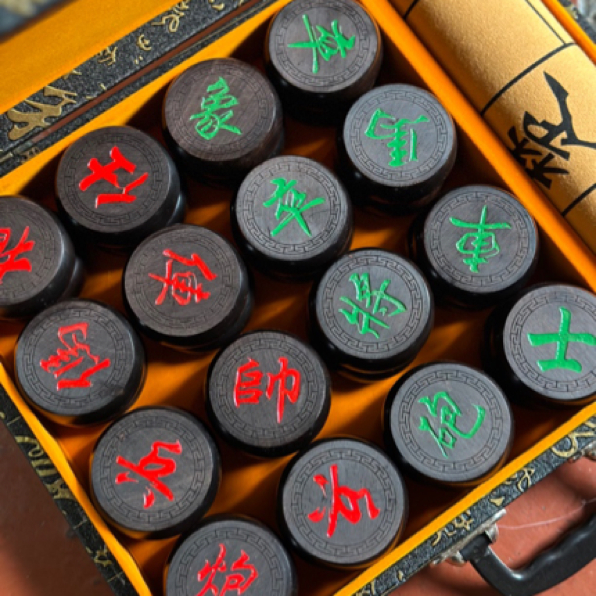 【阴雕】紫光檀中国象棋礼盒实木套装便携礼盒自用收藏送礼红木象棋