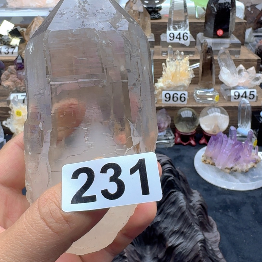 杨***6水晶珠宝半成品未镶嵌