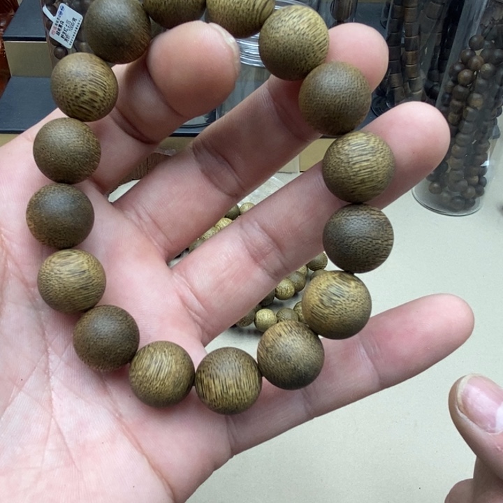 沉香碎屑沉香越南芽庄野生白奇10