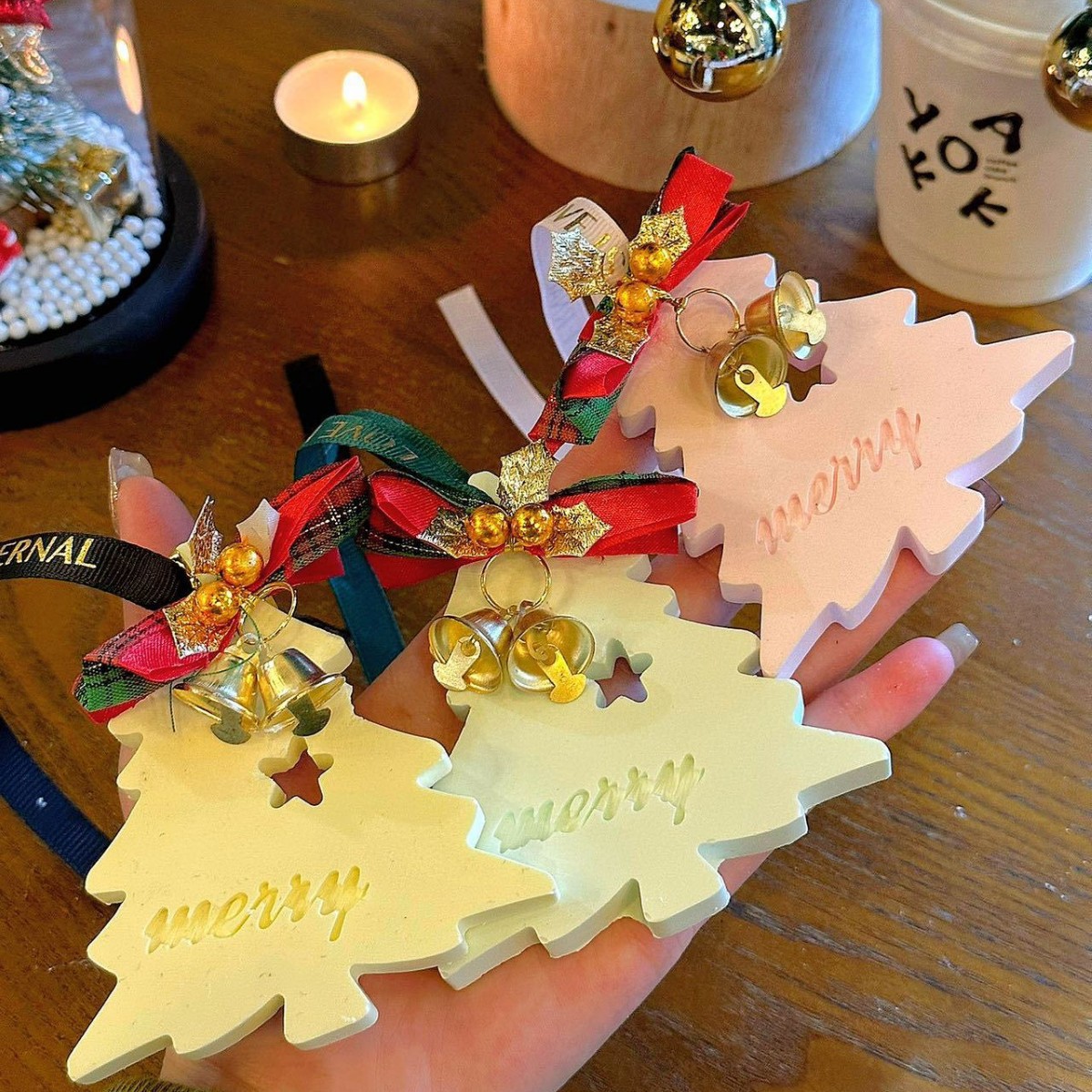 圣诞香薰挂件石膏香薰圣诞树蜡烛圣诞节礼物香薰挂件车载