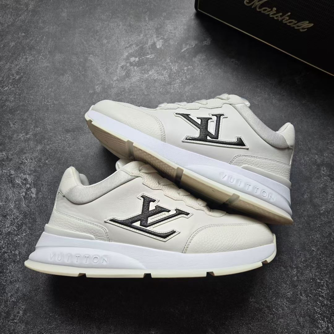99新 LouisVuitton/路易威登 40码 CLASSIC 黑白 鞋