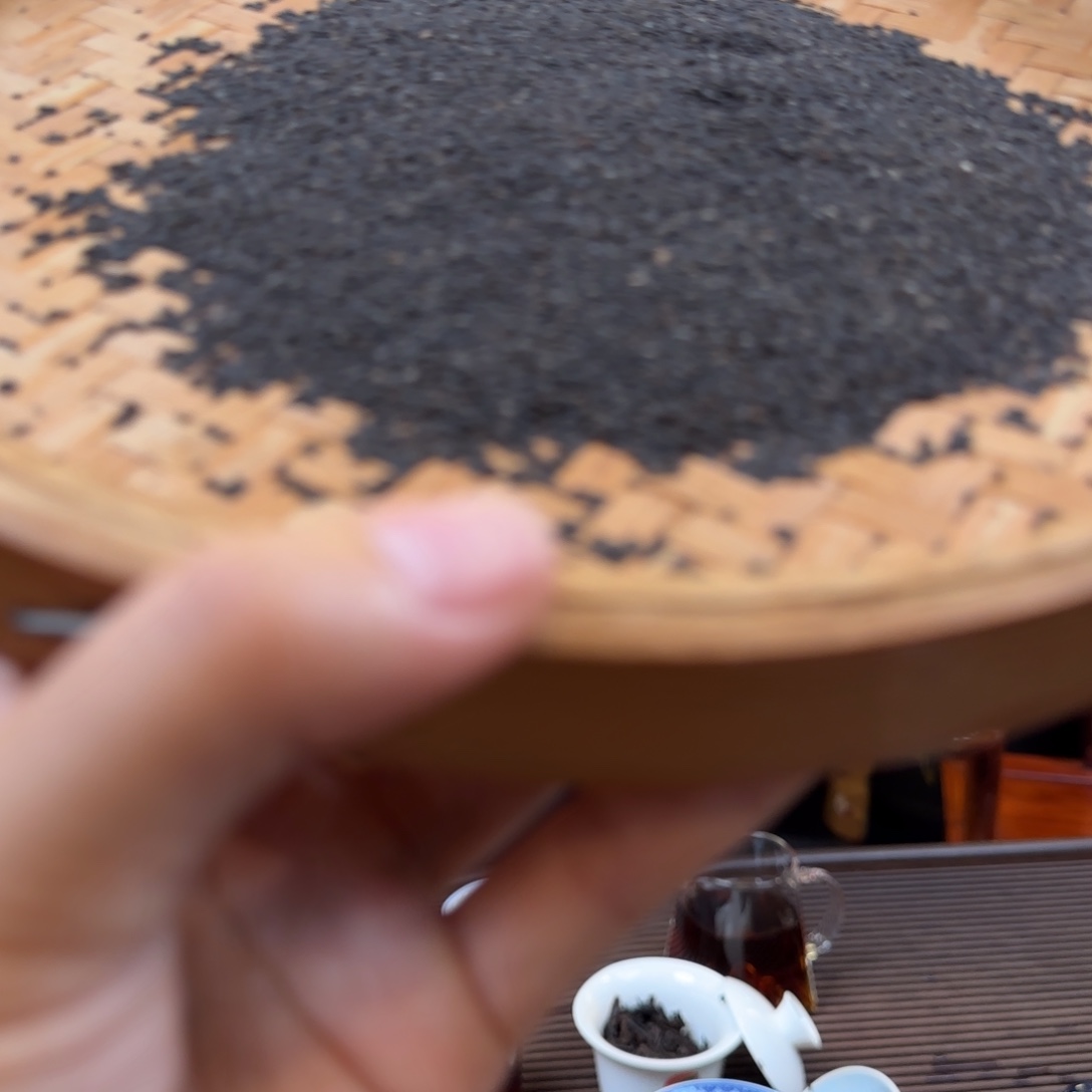 100克直播间活动虫宝