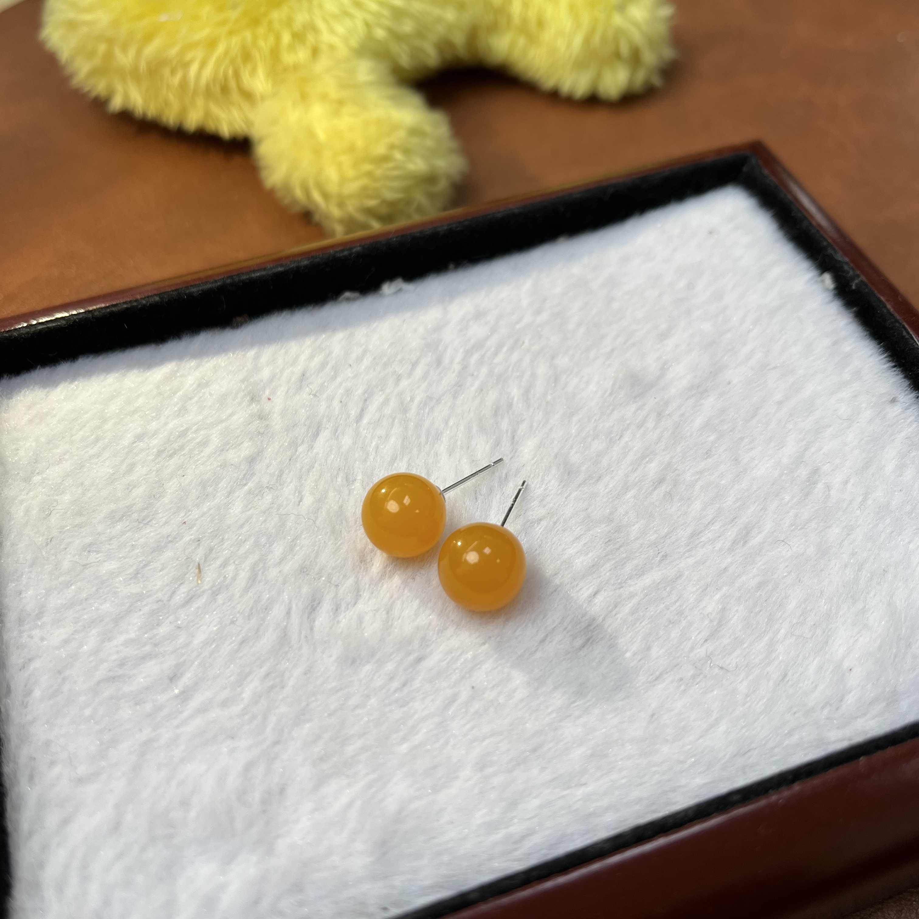 w003古巴新蜜蜜糖红耳钉卡10+