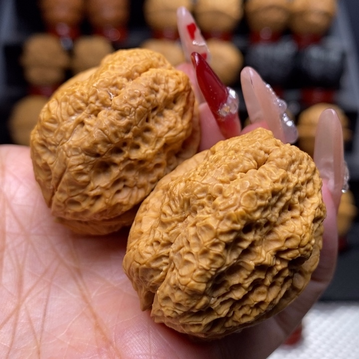 文玩核桃把件蝴蝶蝉39号