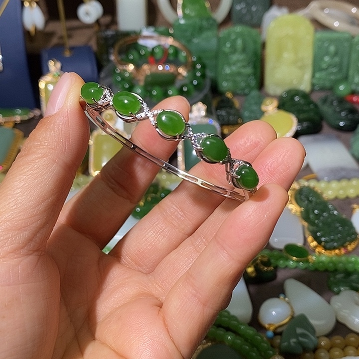 微***微和田玉（碧玉）银S925镶嵌吊坠(不含链)