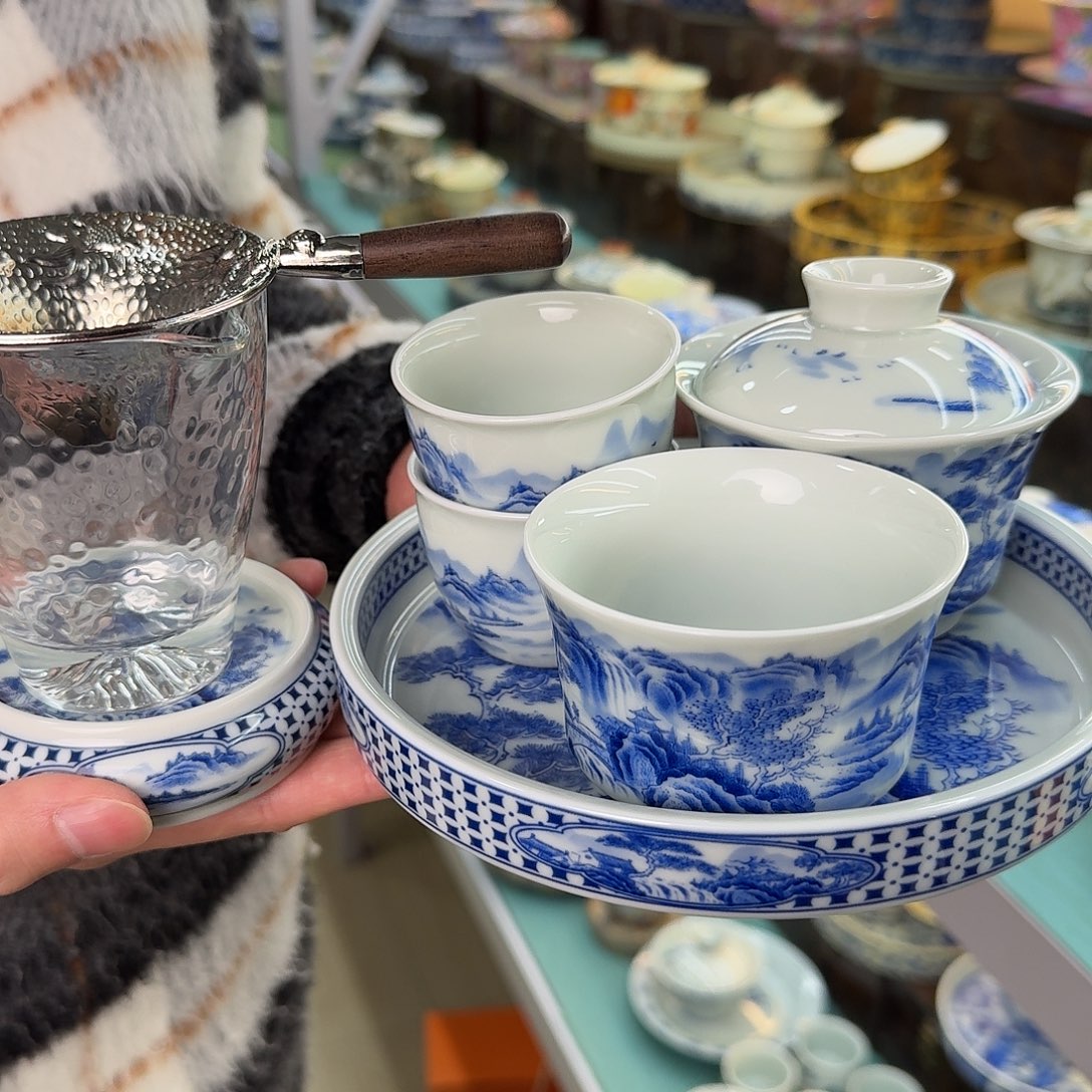 祝我们成为更好的人