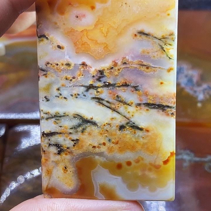 万***春玛瑙/玉髓未镶嵌颈饰