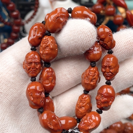 橄榄核吊坠嘘***。橄榄核