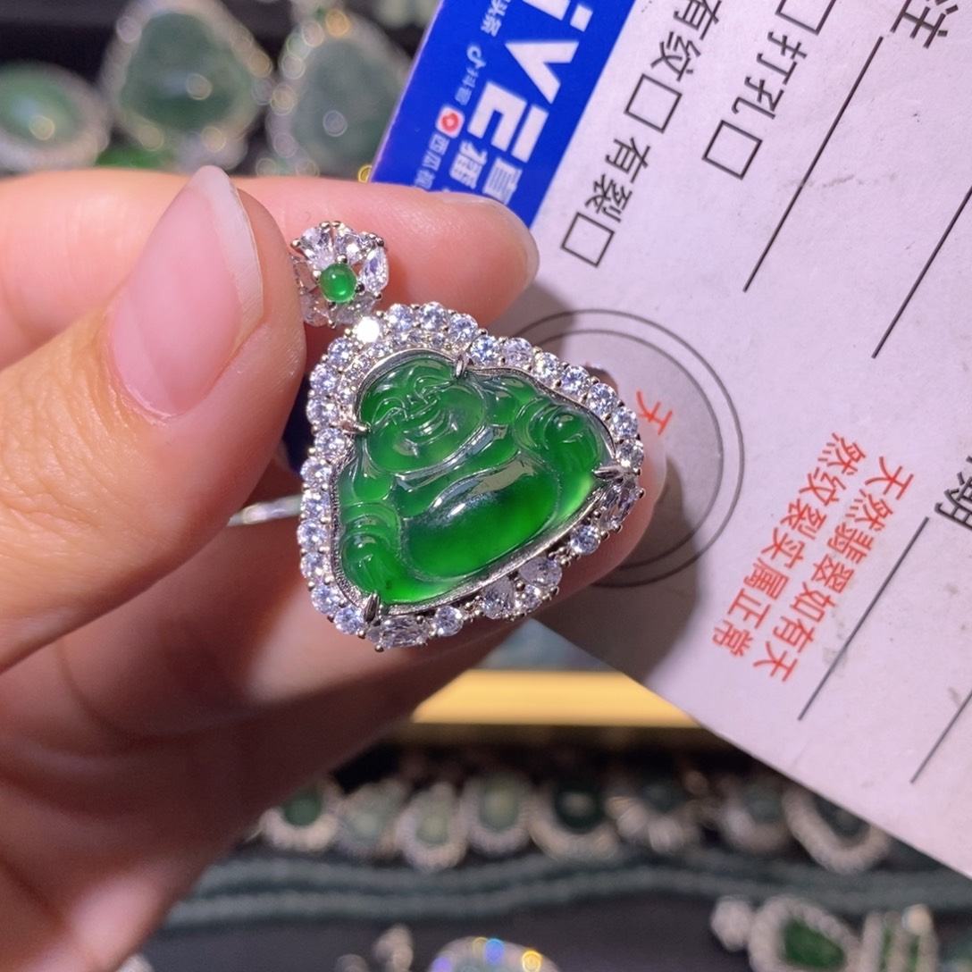 翡翠未镶嵌颈饰天然