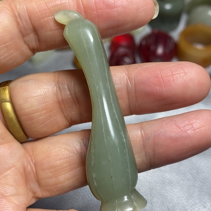 和田玉（糖玉）颈饰未镶嵌