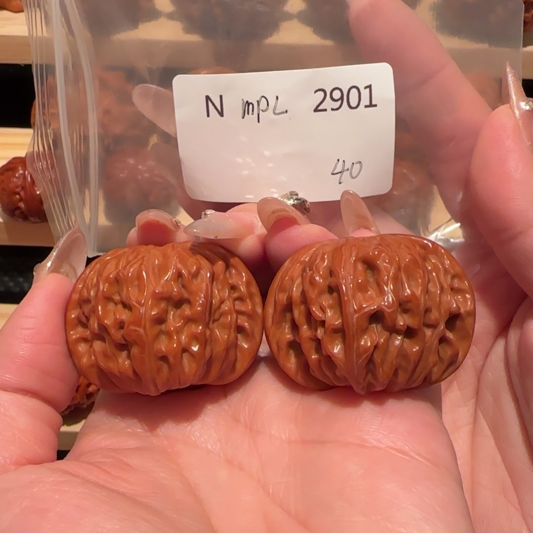 美***)文玩核桃吊坠磨盘40精品