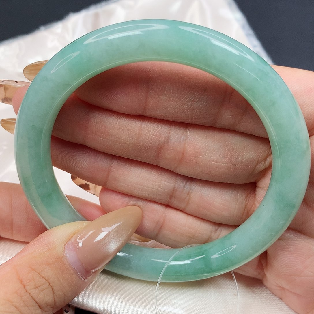 未镶嵌手镯翡翠6