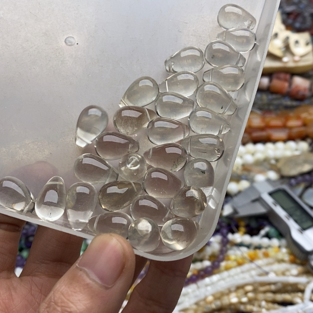 玛瑙/玉髓未镶嵌珠宝半成品一颗10×16纯净体白水水滴偏茶